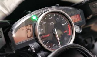 雅马哈r6多少钱 雅马哈r6多少钱